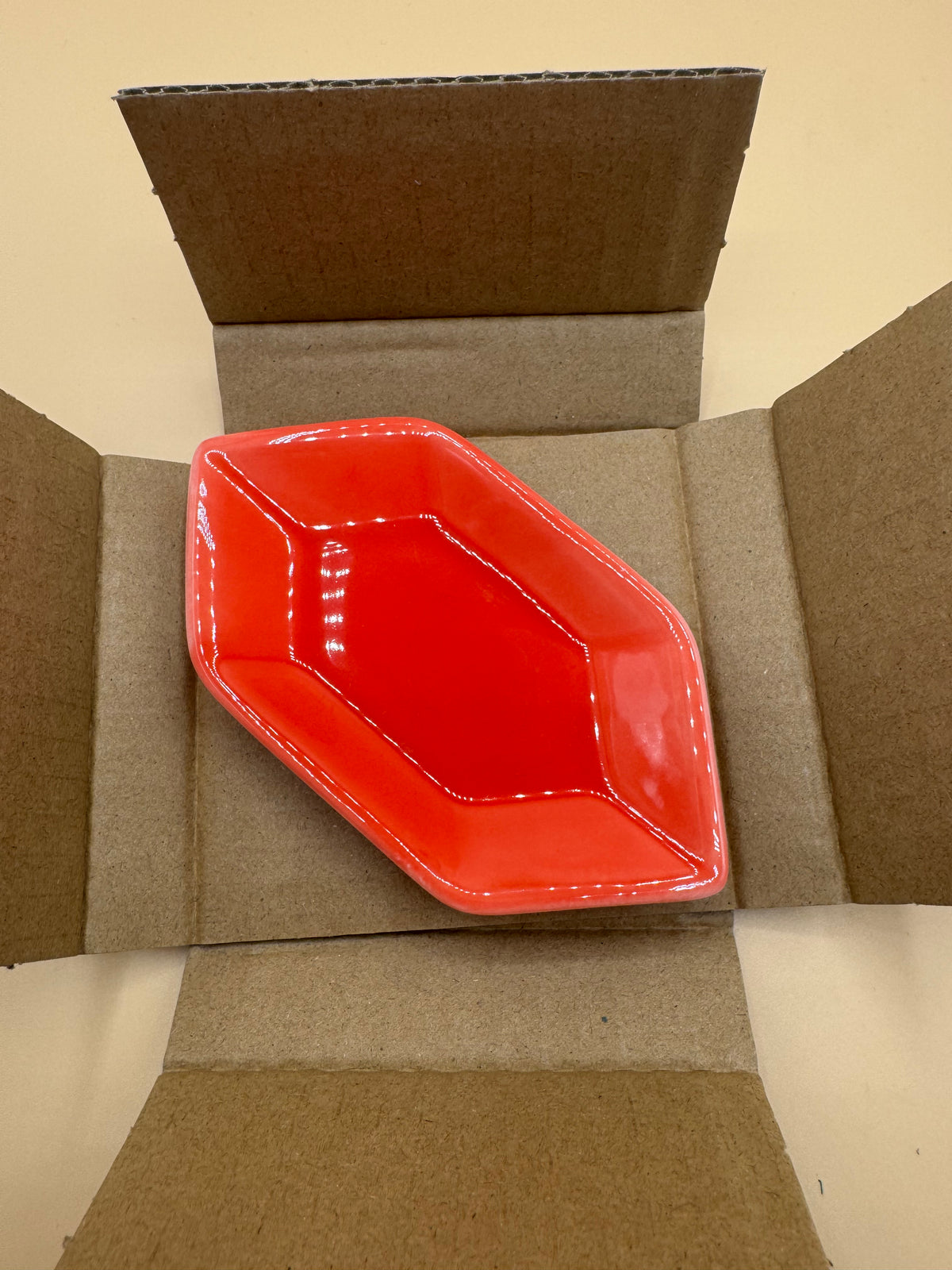 "Prize F" Red Rupee Ceramic Small Plate from Bandai Spirtis' official The Legend of Zelda: Tears of the Kingdom Ichiban Kuji lottery