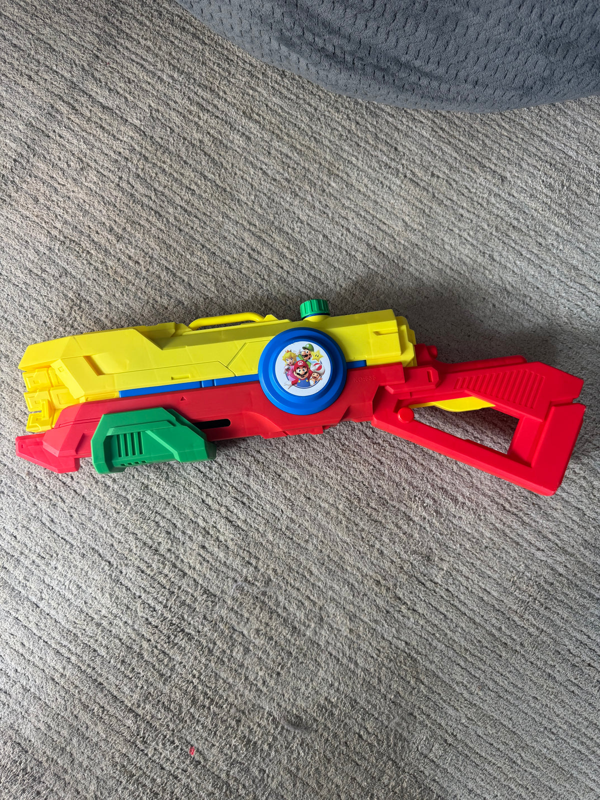Super Mario Power-Up Water Shooter (Japanese import)