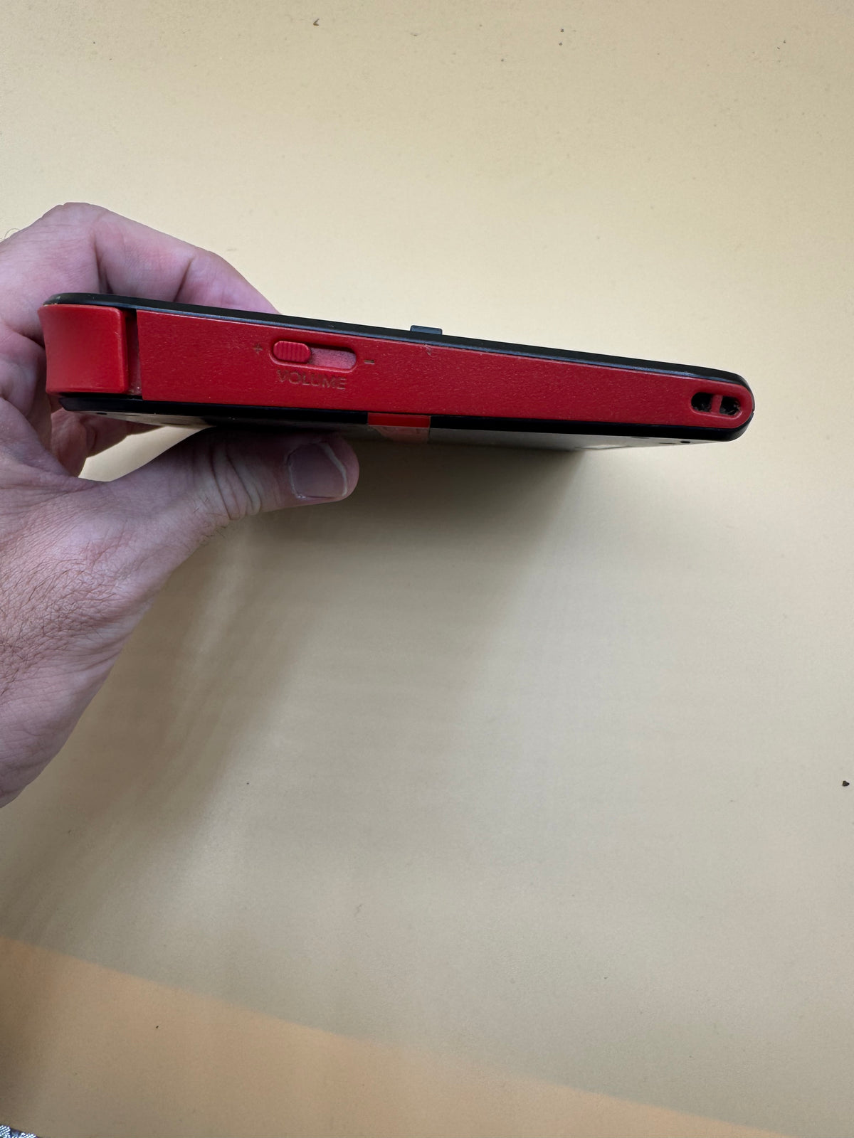 Crimson Red Nintendo 2DS with sd card