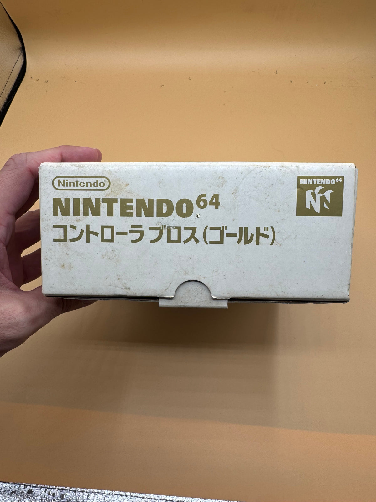 Gold Nintendo 64 Controller (Japanese import) CiB