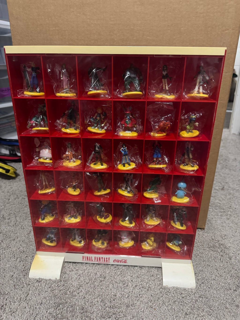 Final Fantasy X Coca-Cola Figurine Set (Japanese import)
