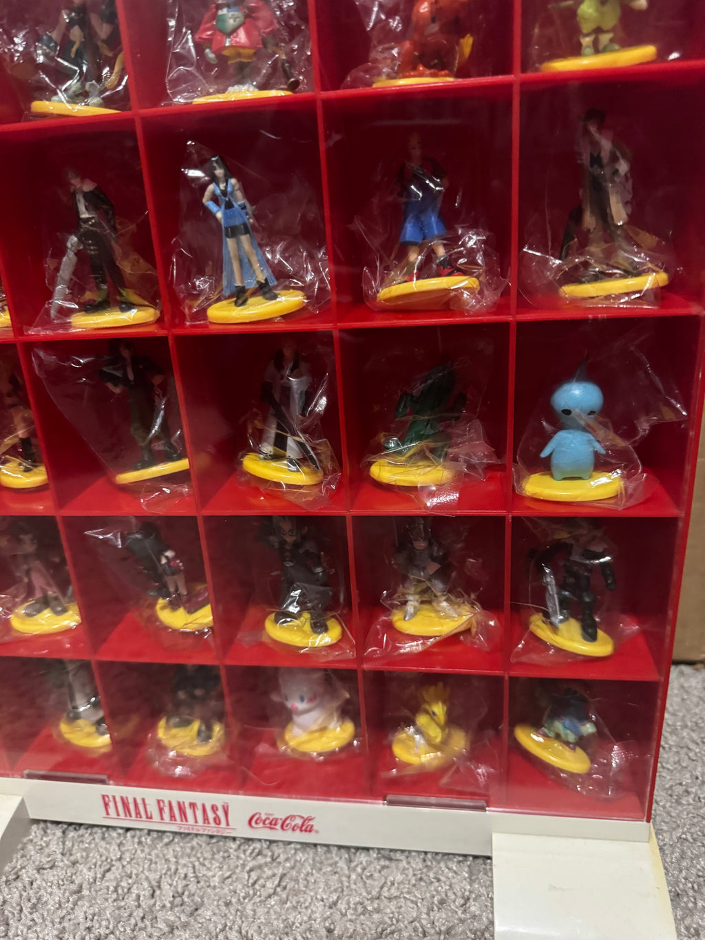 Final Fantasy X Coca-Cola Figurine Set (Japanese import)