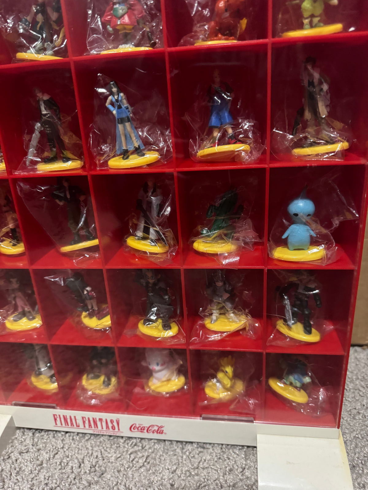 Final Fantasy X Coca-Cola Figurine Set (Japanese import)