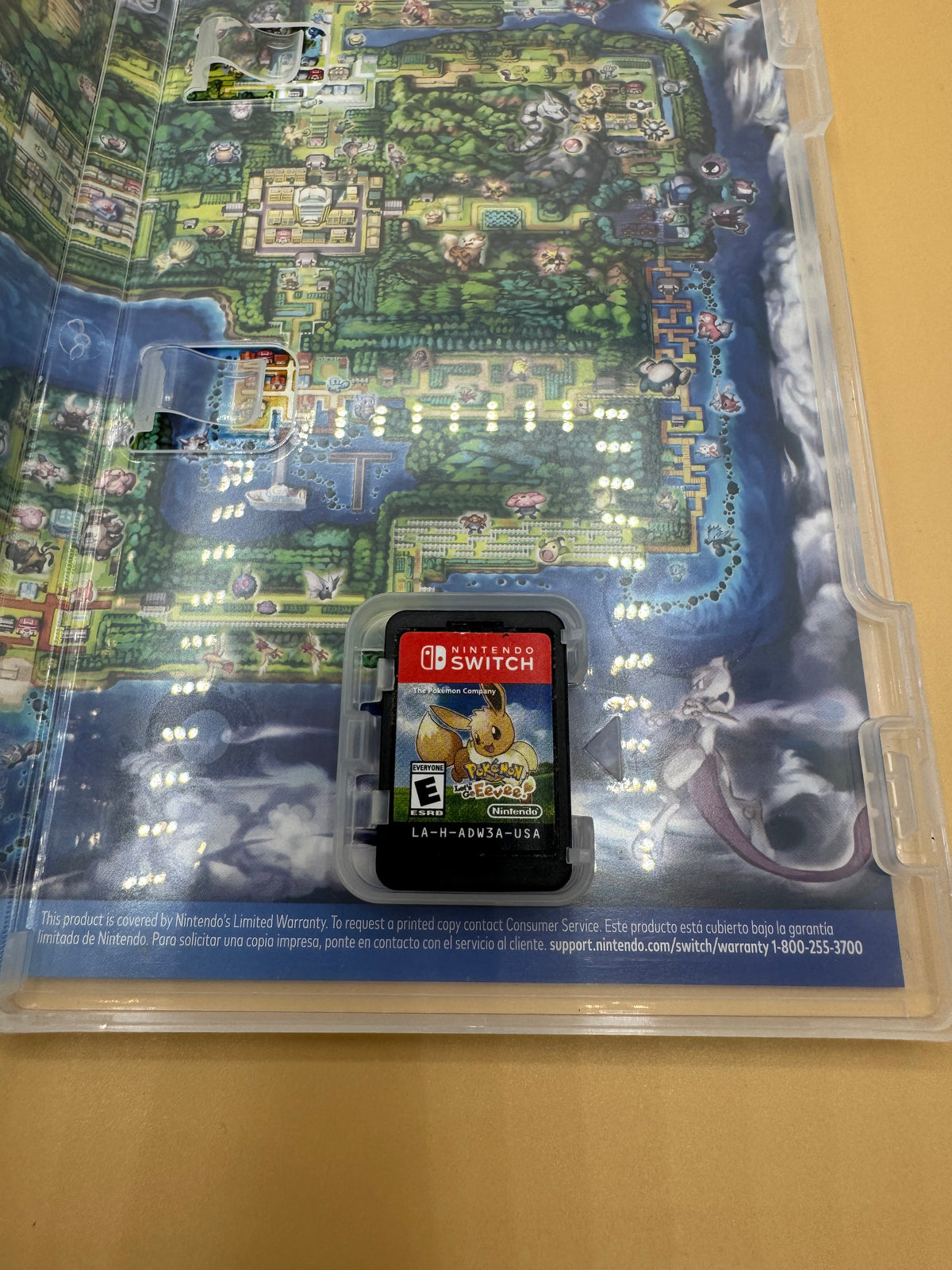 Pokémon Let’s Go Eevee CIB