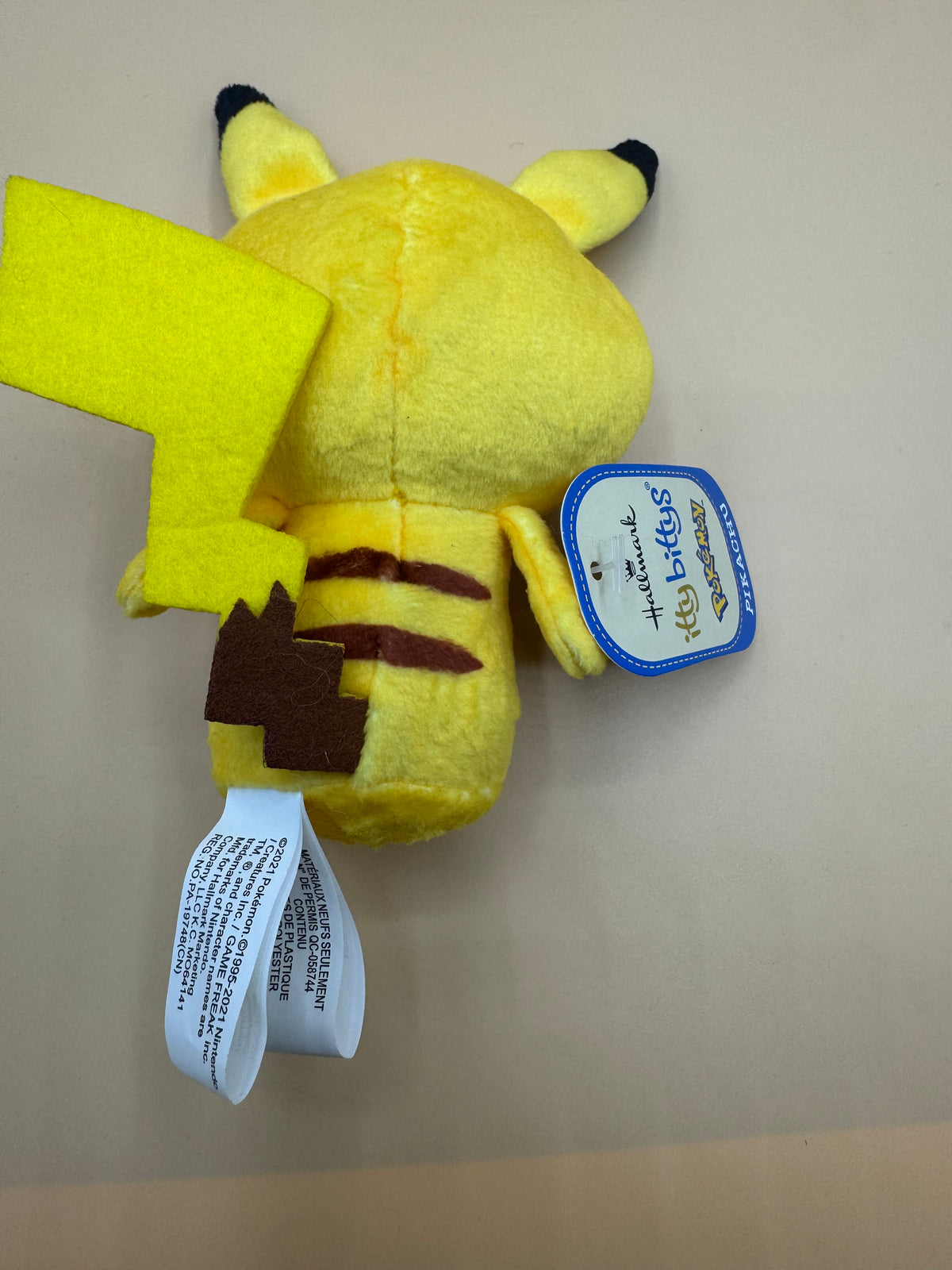 Hallmark Itty Bittys Pokémon Pikachu plush