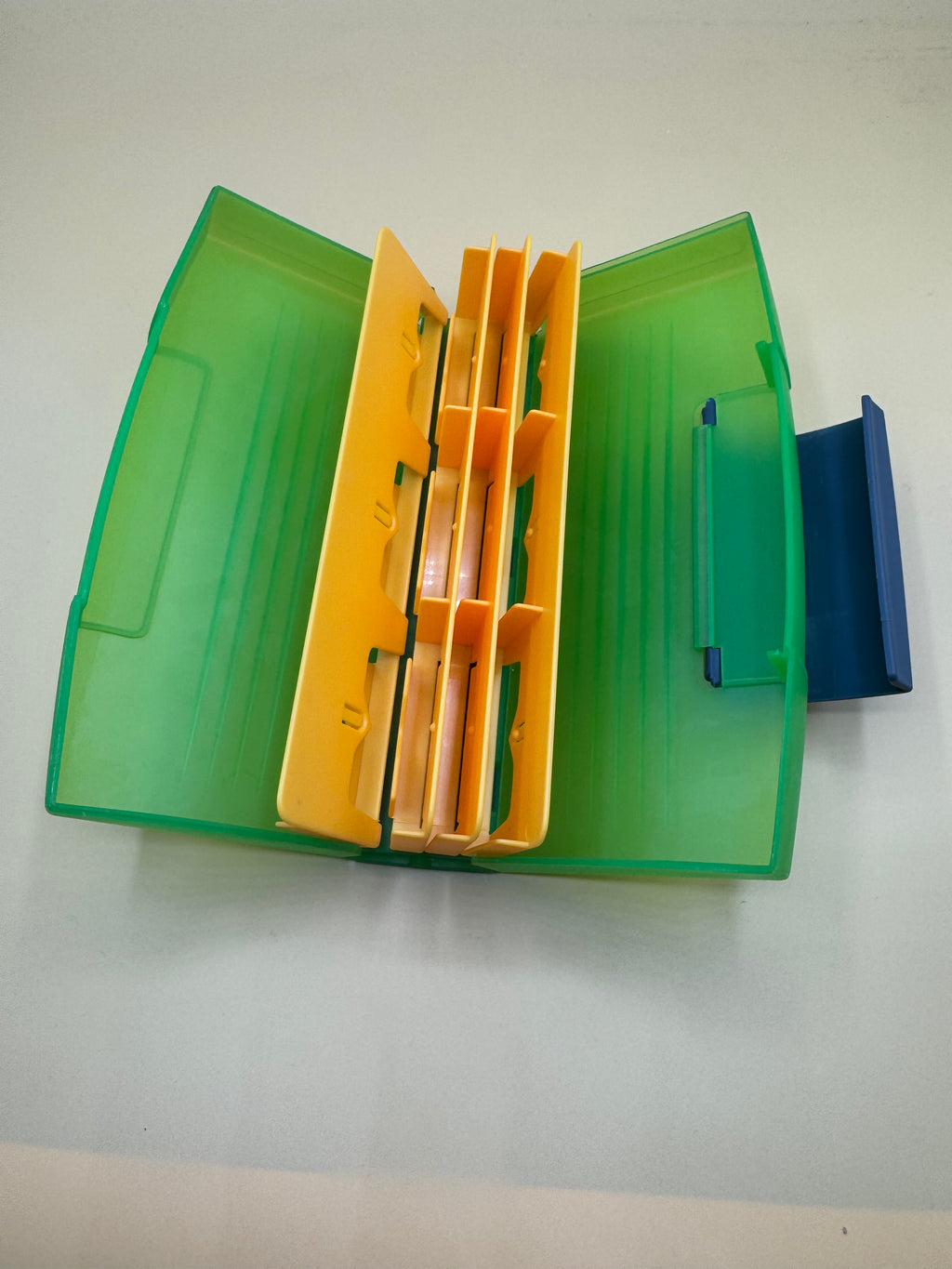 Karat Protective Storage Case for Gameboy Games (fits 12)