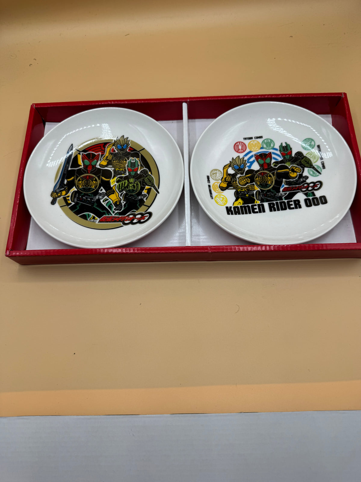 2010 Kamen Rider OOO Ceramic Plate Set 2 (Japanese import)