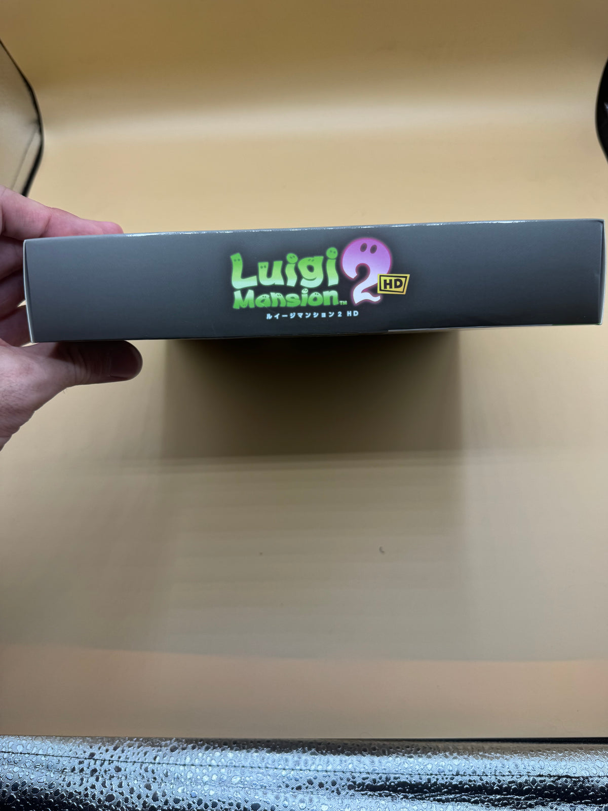 Luigi's Mansion 2 HD Glow-in-the-Dark Acrylic Clock (Japanese import) Brand New Sealed