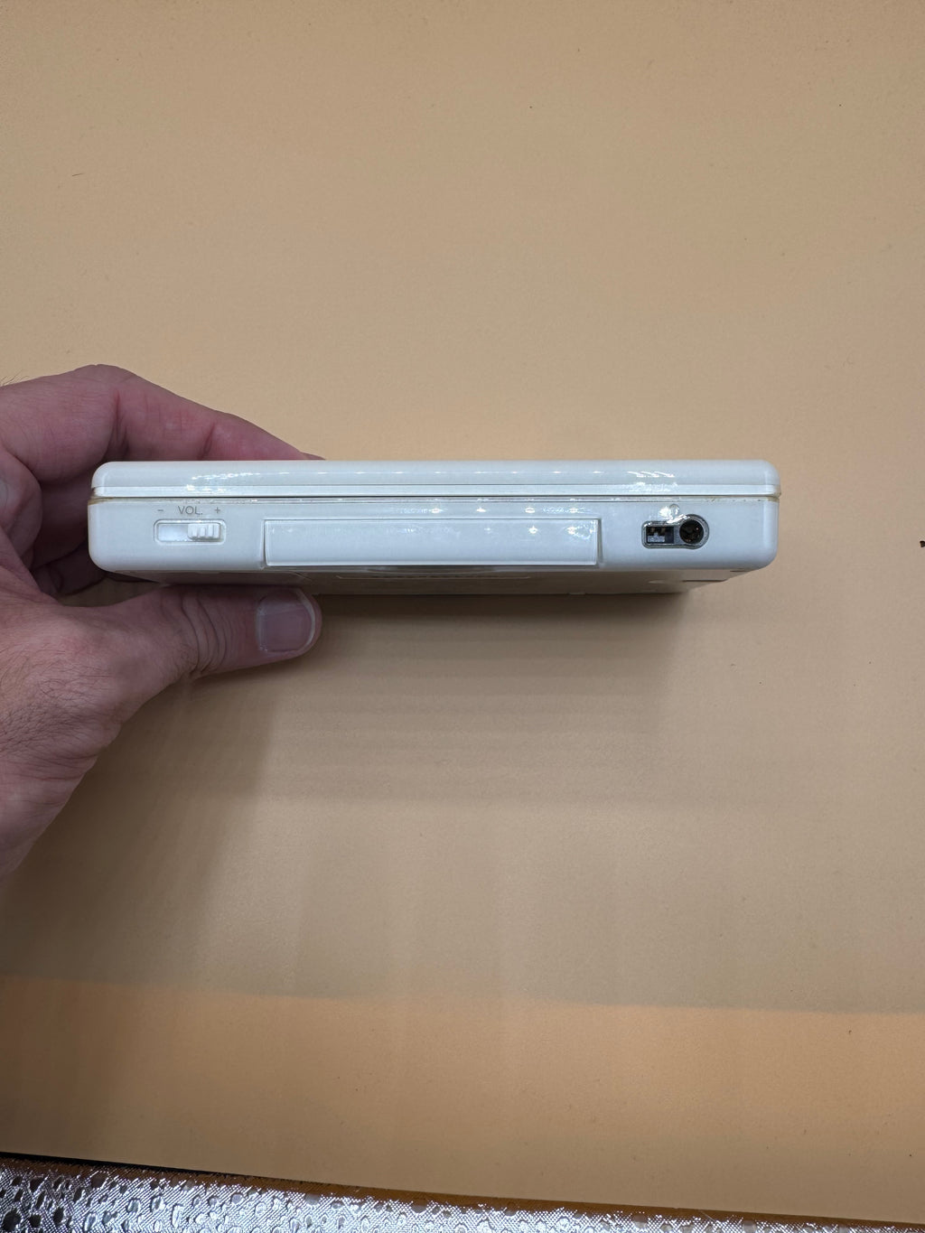 Crystal White Nintendo DS Lite