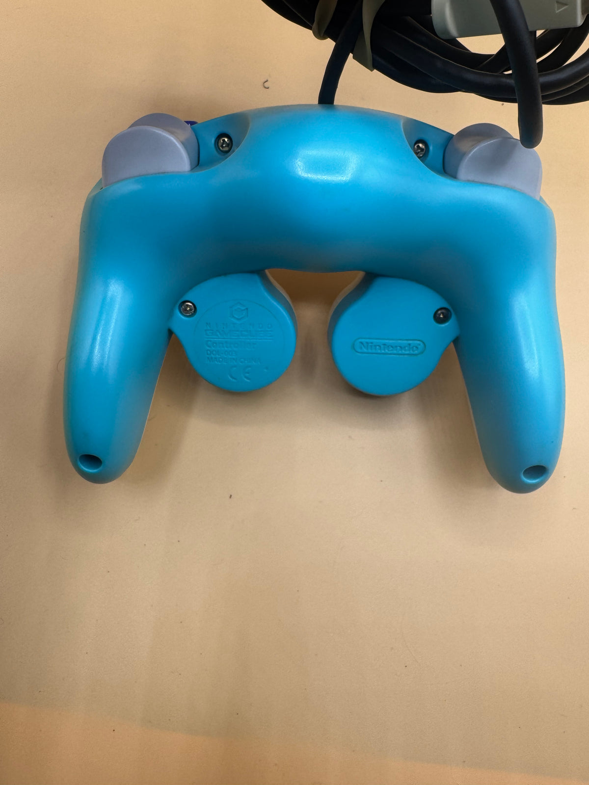 Special Edition Nintendo Club Emerald Blue and White Nintendo GameCube Controller