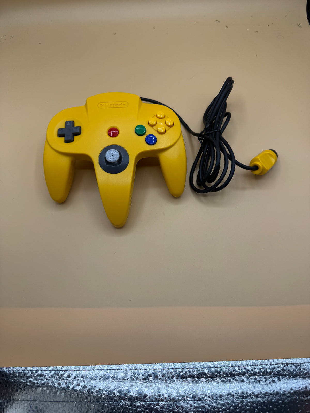 Yellow Nintendo 64 Controller (Japanese import) CiB