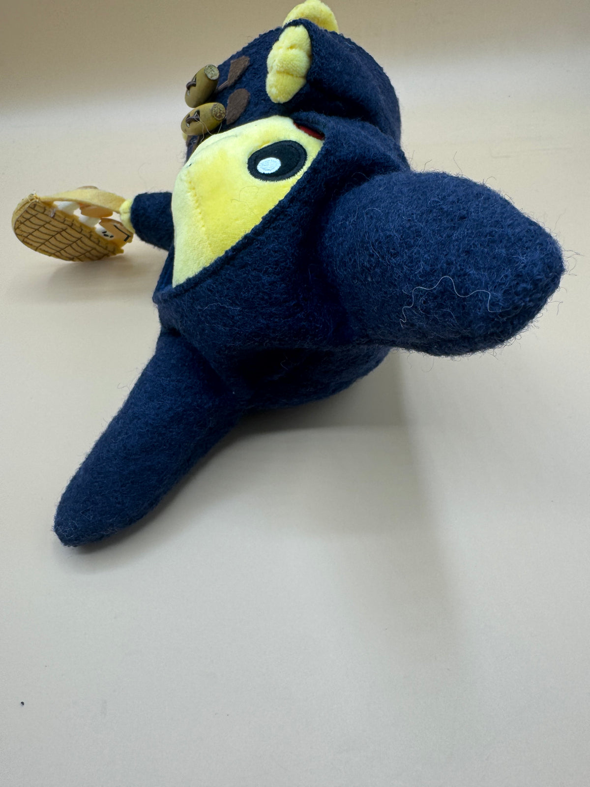 Pokémon Center Original "Monthly Pikachu" November 2015 Edition (Duffle Coat / Mushroom Harvest version)