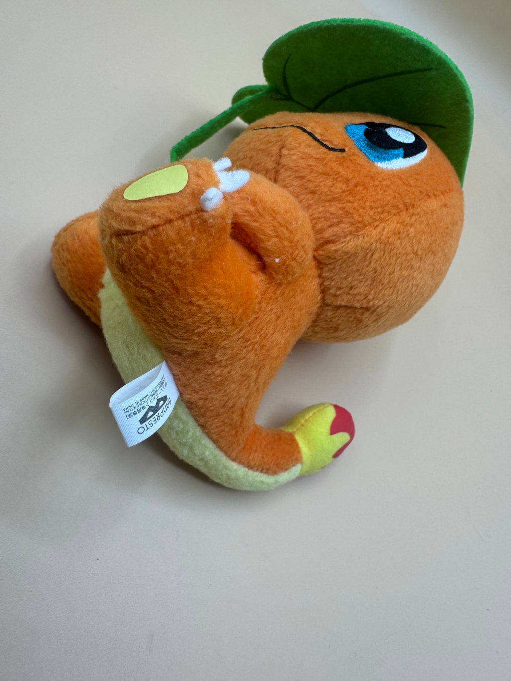 Banpresto 2017 "Pokémon the Movie: I Choose You!" Charmander with Leaf plush