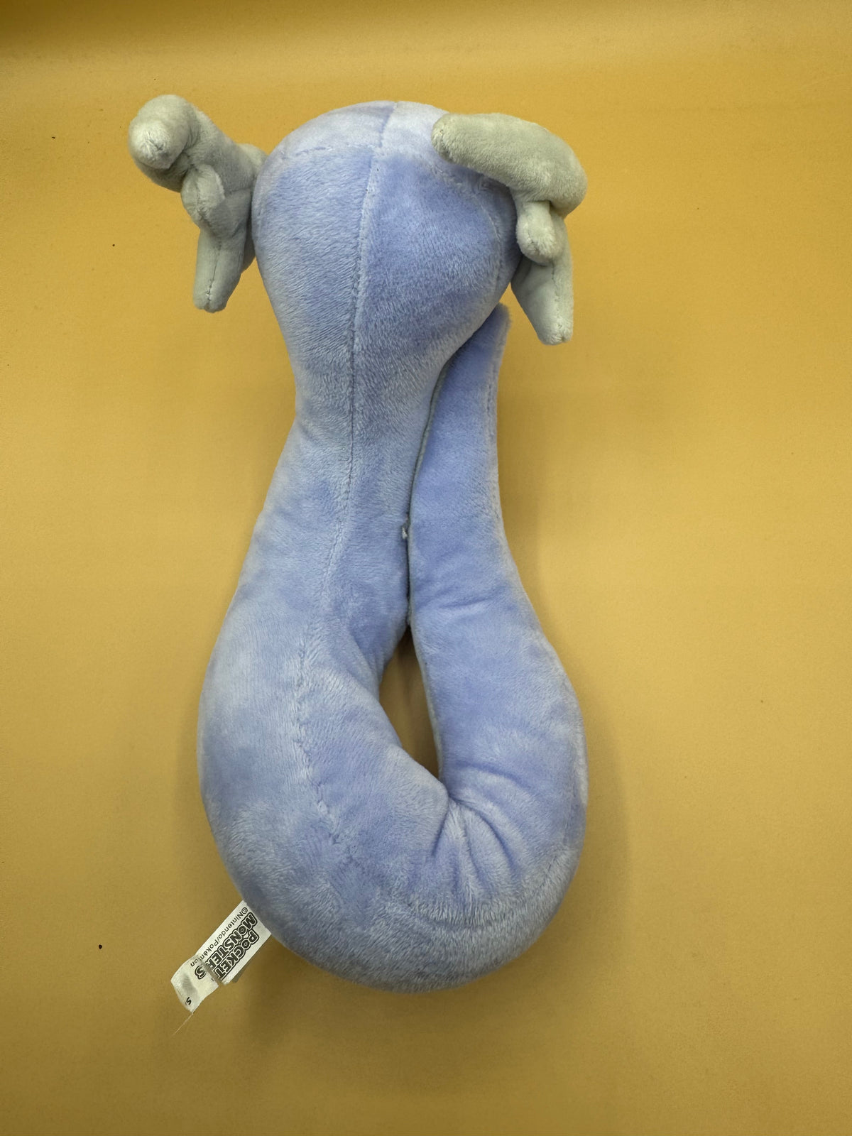 Banpresto Pokémon Mofugutto Dratini Plush