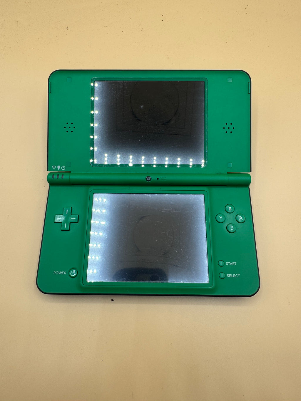Green Nintendo DSi XL/LL (Japanese import-plays English games in English)