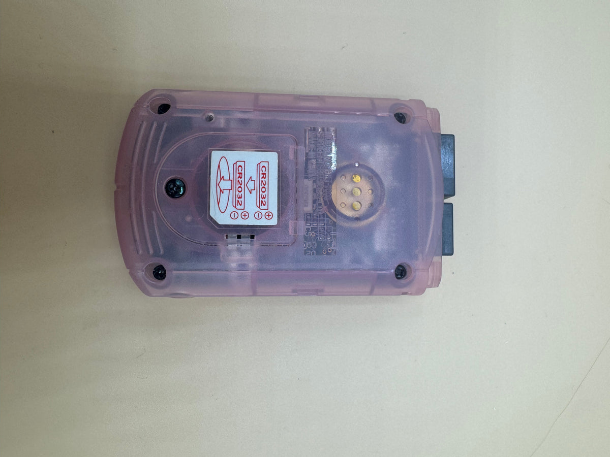 Skeleton Pink Sega Dreamcast Hello Kitty Limited Edition (Japanese import)