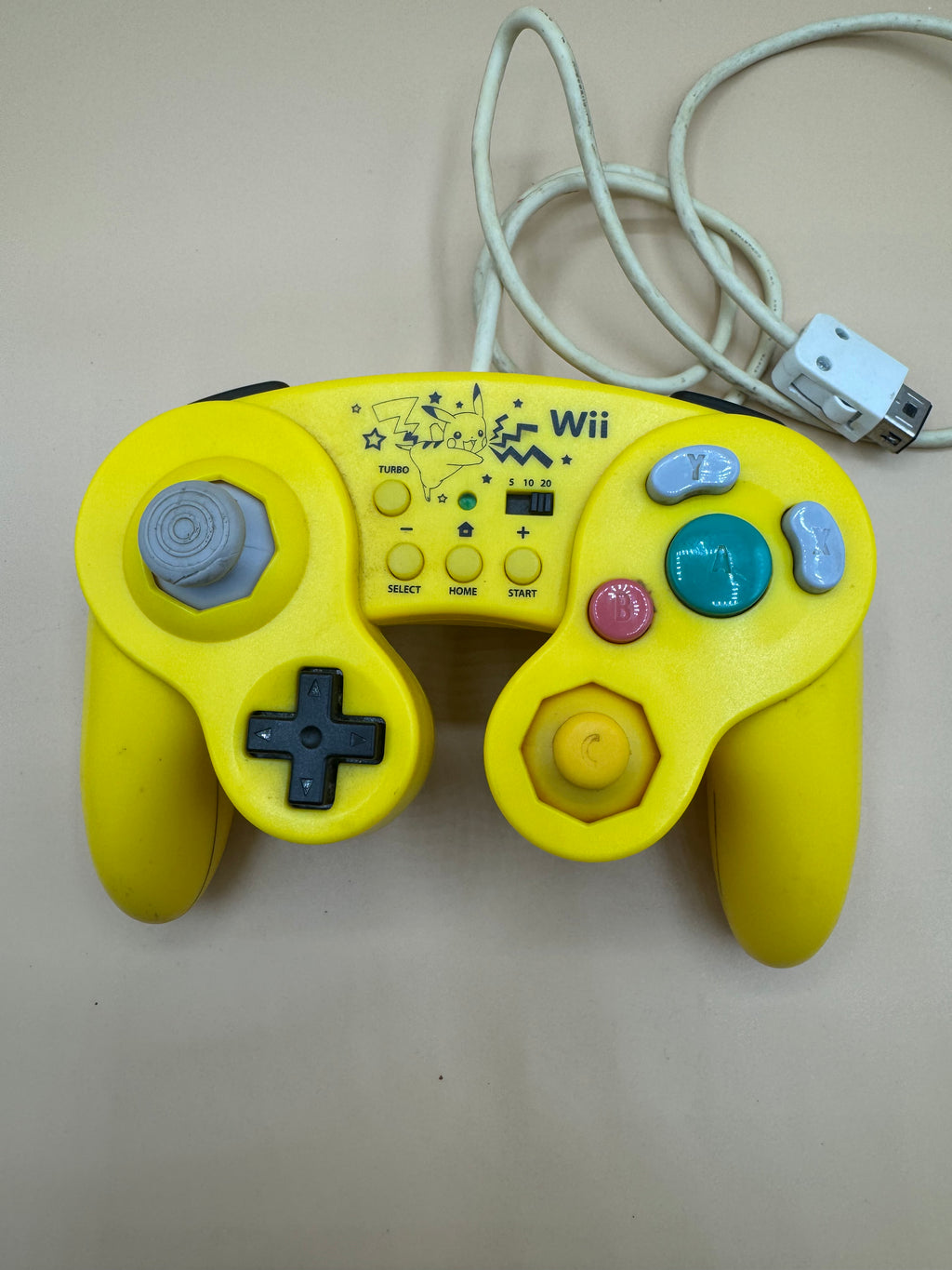 Pikachu Hori Pad for Nintendo Wii