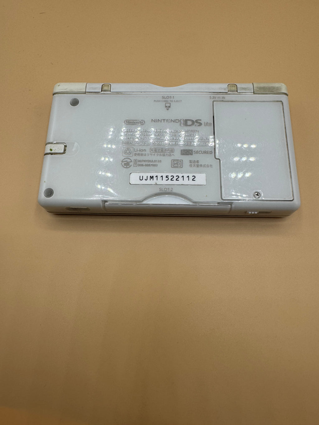 Crystal White Nintendo DS Lite