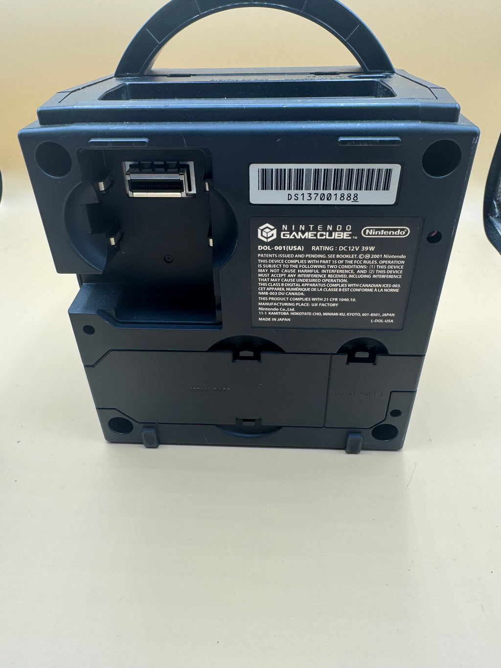 Black Nintendo GameCube complete