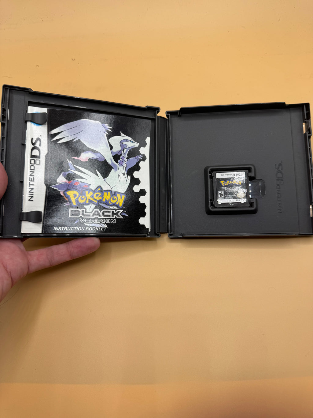 Pokémon Black Version CIB