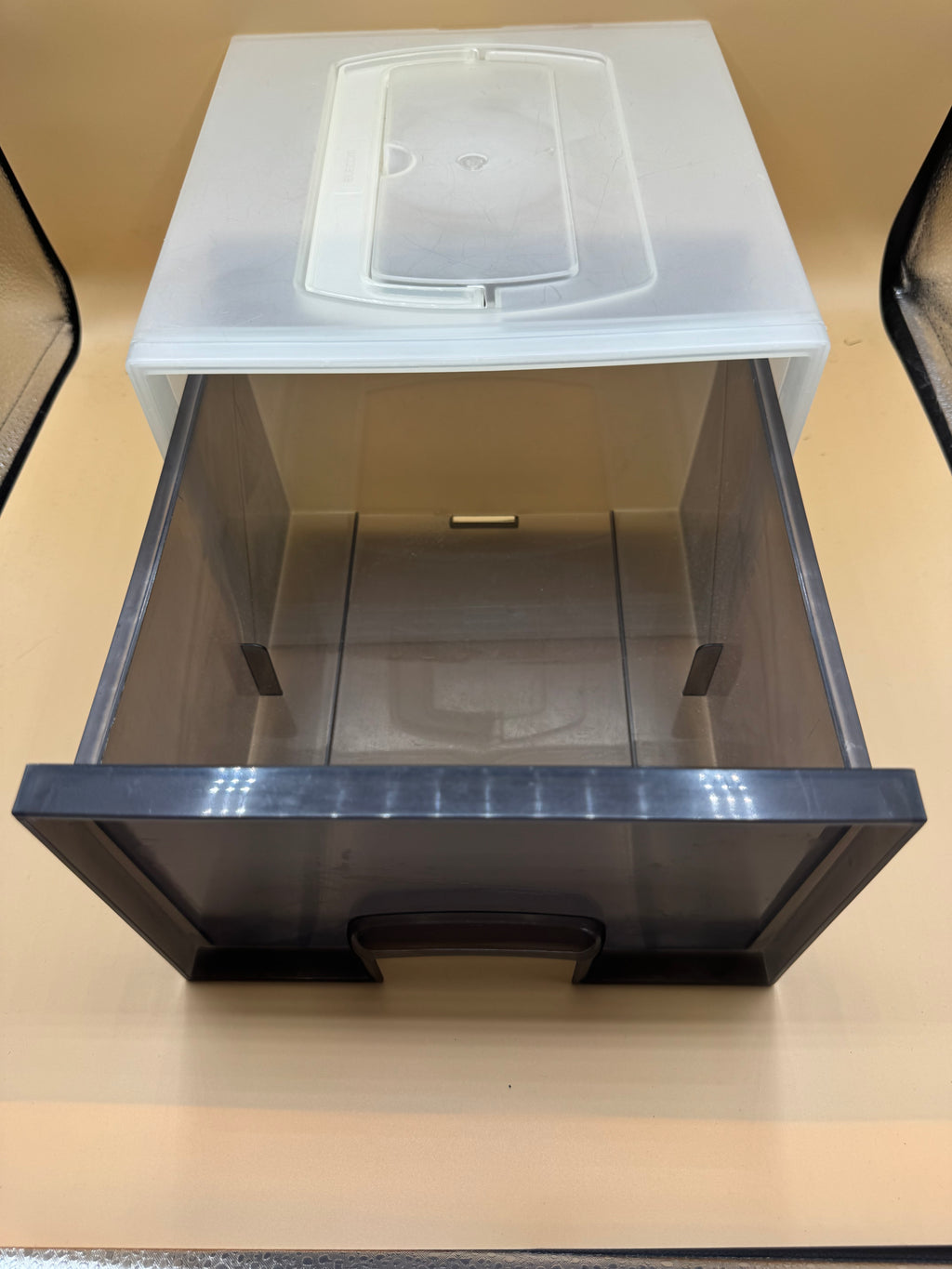 3rd Party carrying case for Nintendo GameCube (imported from Japan)