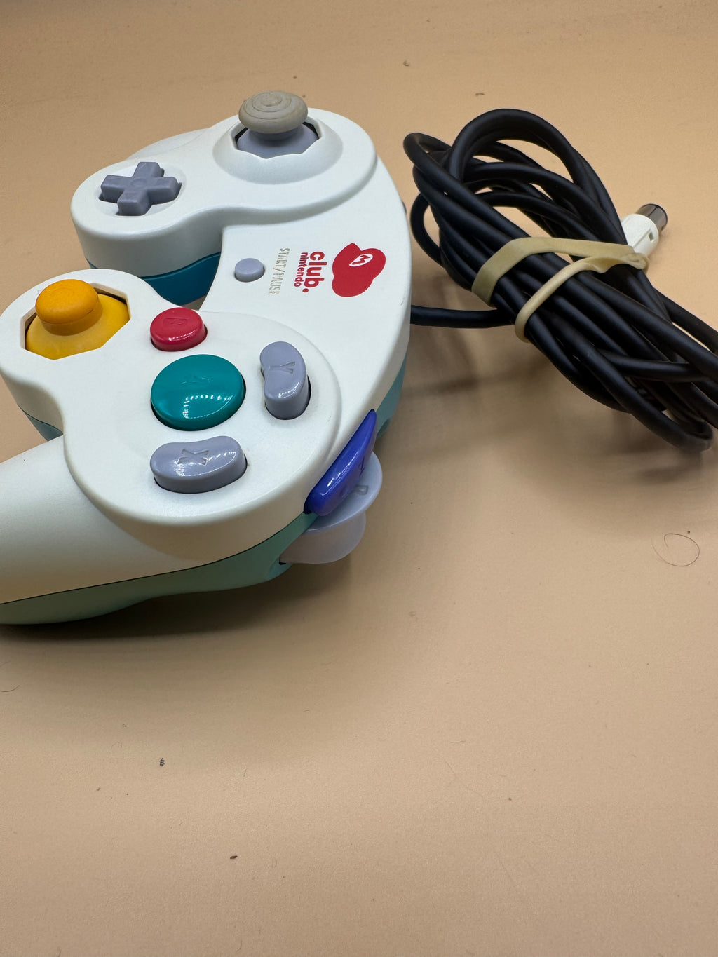 Special Edition Nintendo Club Emerald Blue and White Nintendo GameCube Controller