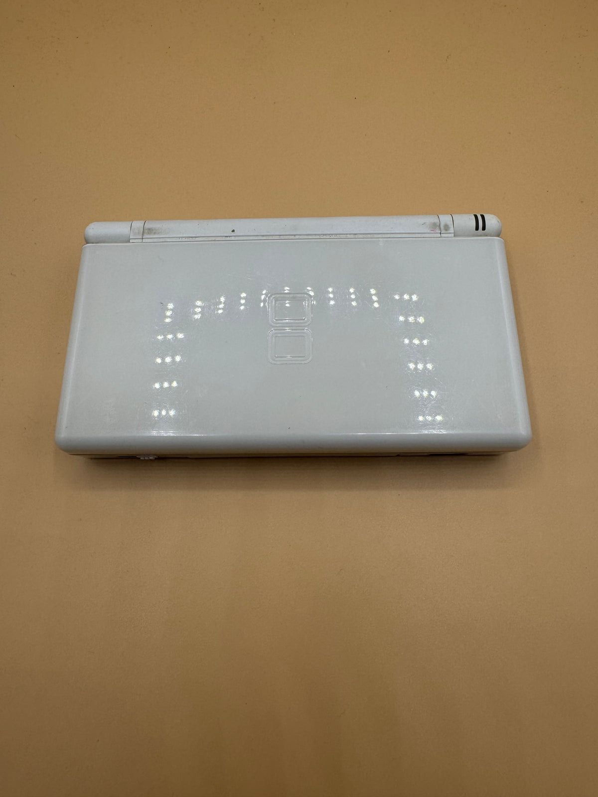 Crystal White Nintendo DS Lite