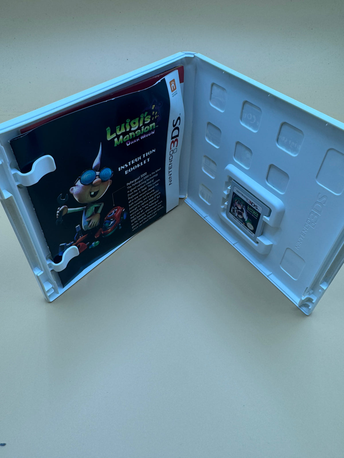 Luigi’s Mansion Dark Moon CiB