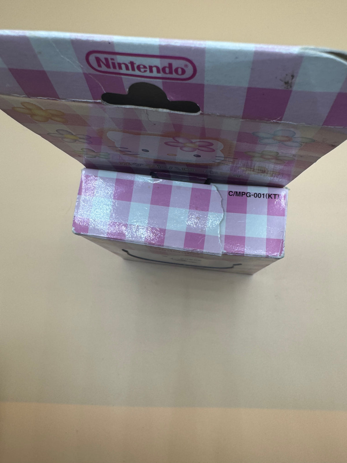 Nintendo Pocket Hello Kitty