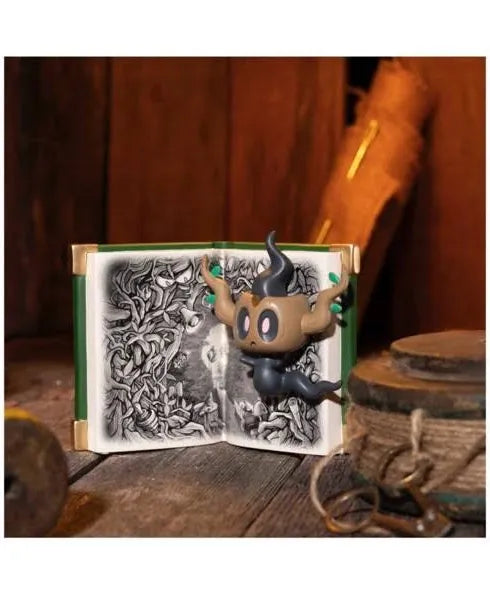 Pokémon Center × Vic Lee: Pokémon Scary Stories (Story of Phantump) Figure (Stock photos)