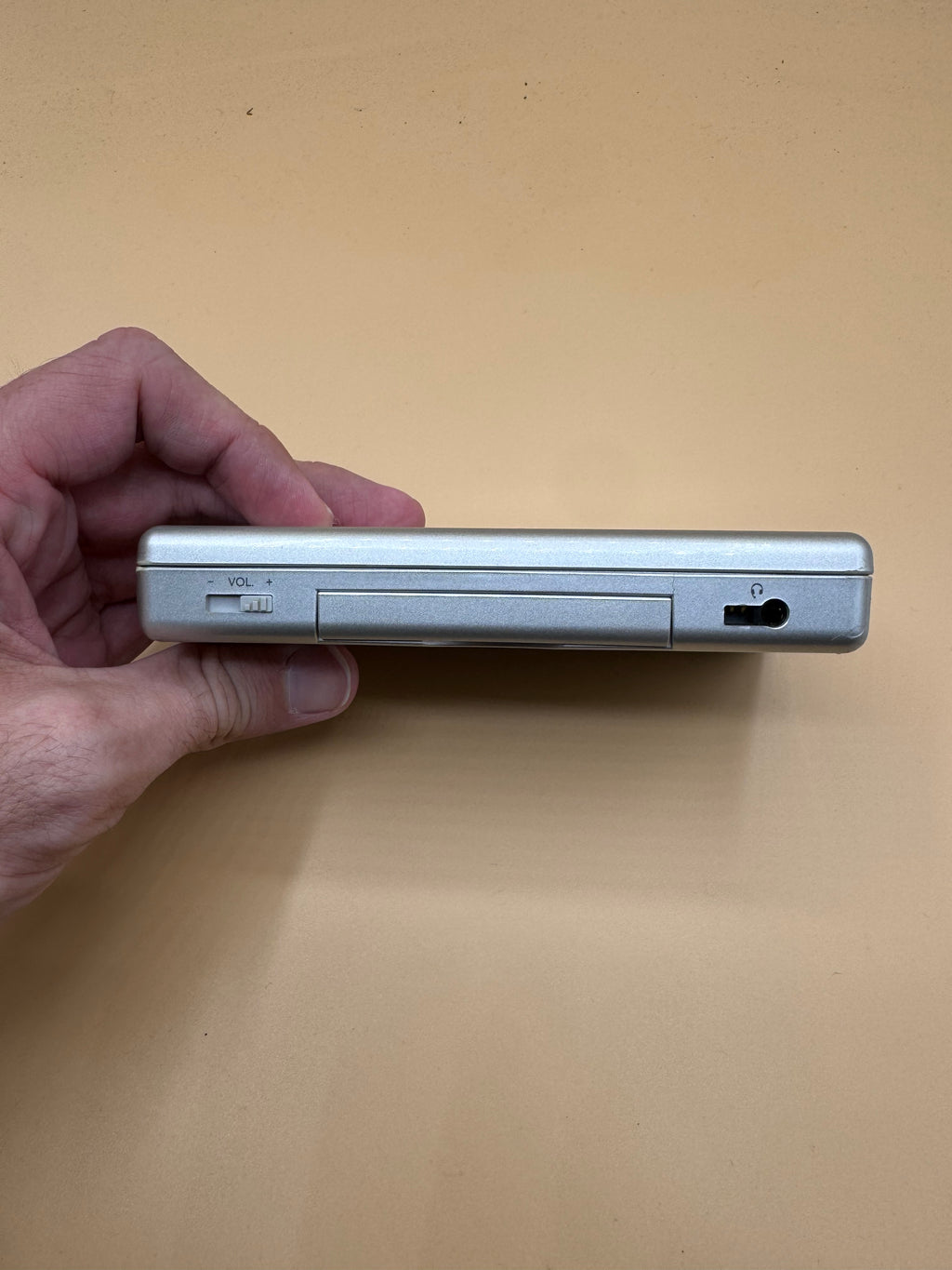 Platinum/Silver Nintendo DS Lite