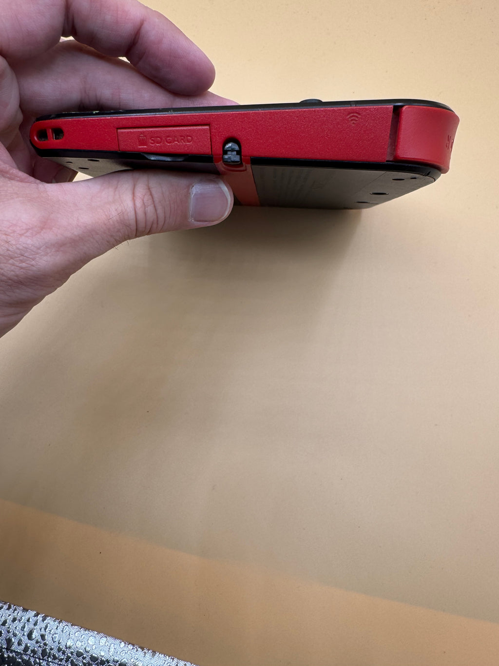 Crimson Red Nintendo 2DS with sd card