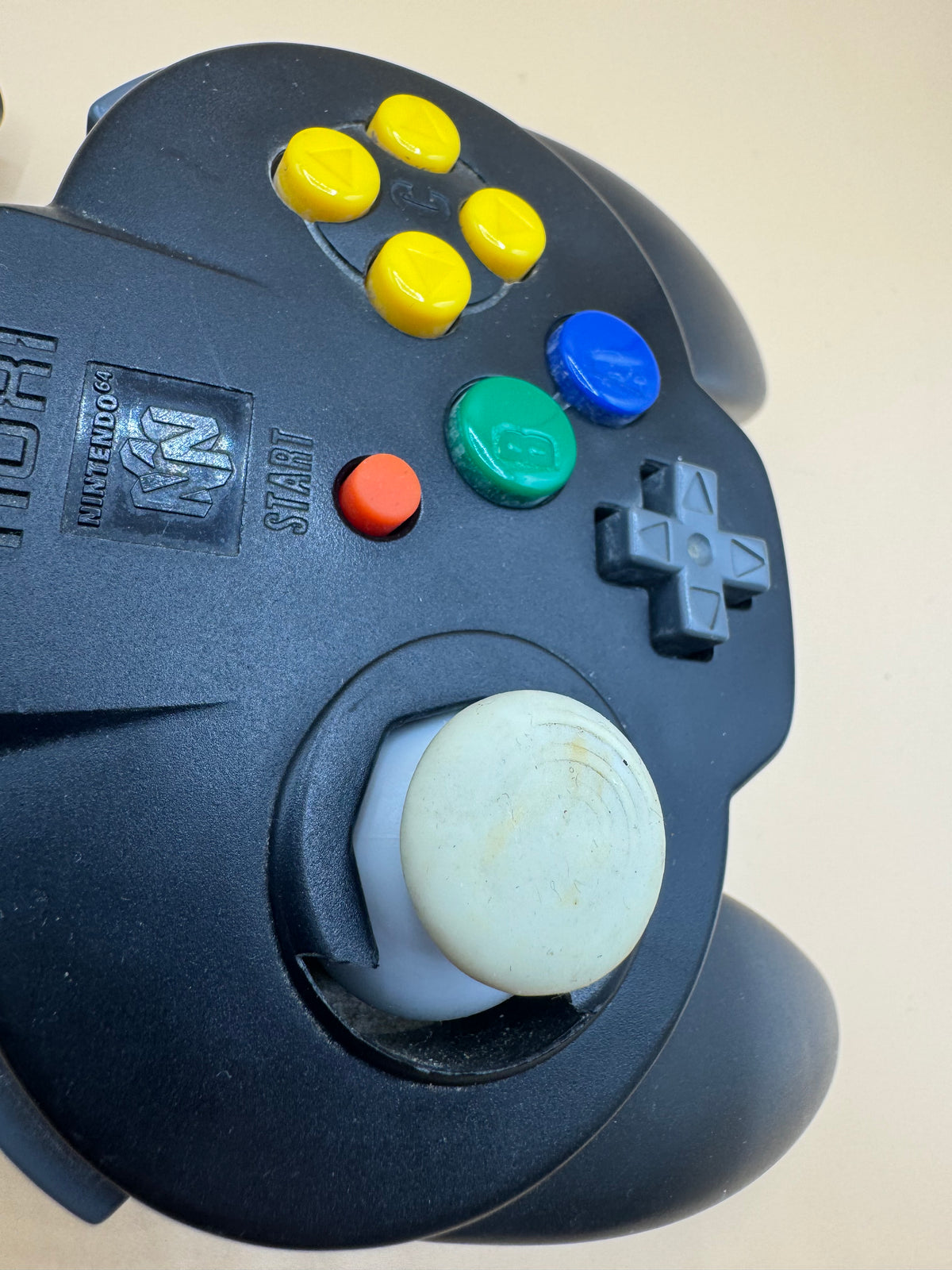 Black Hori Pad Mini 64 Controller
