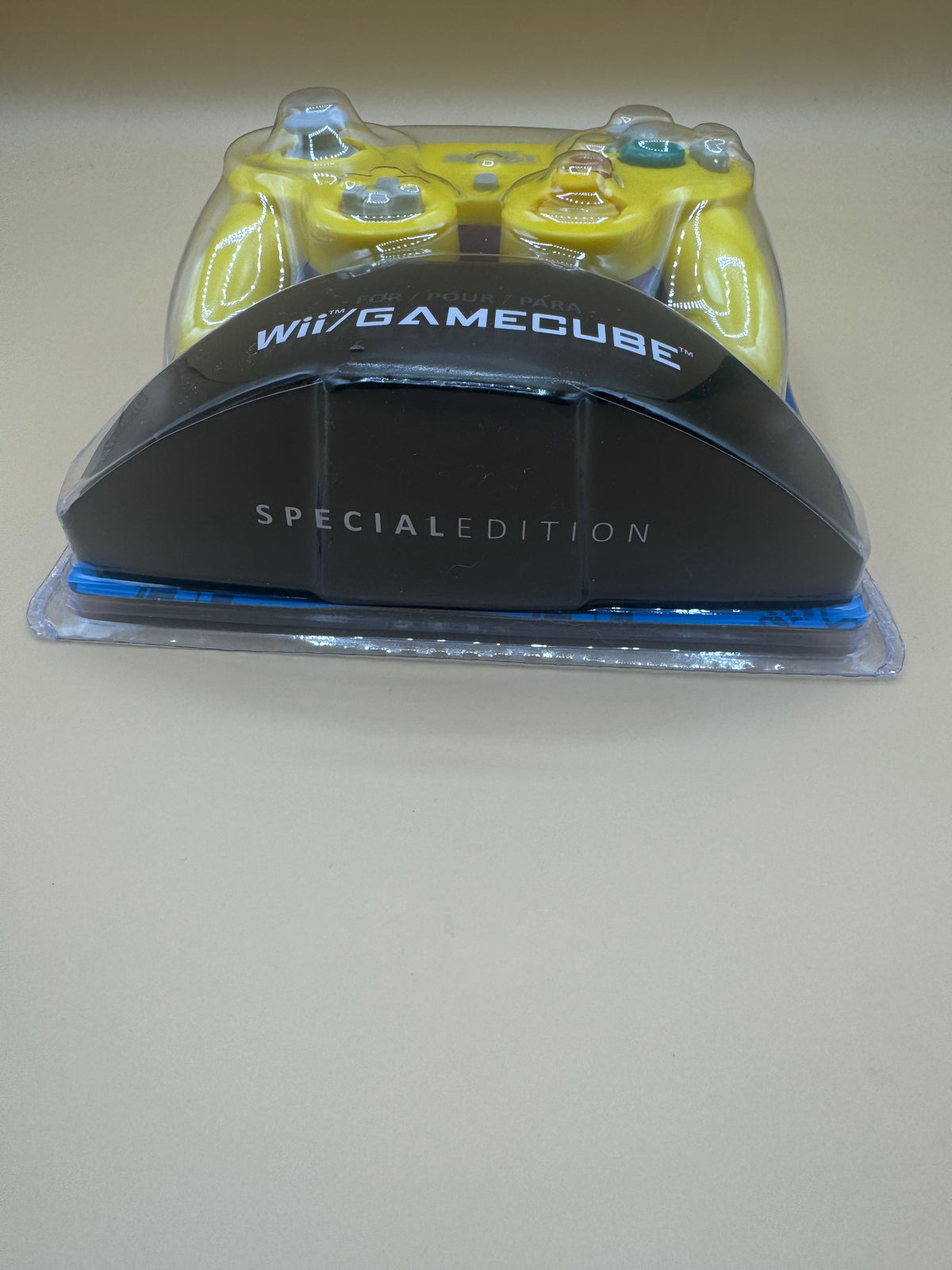 Oldskool Controller for Nintendo GameCube (Yellow/Purple)