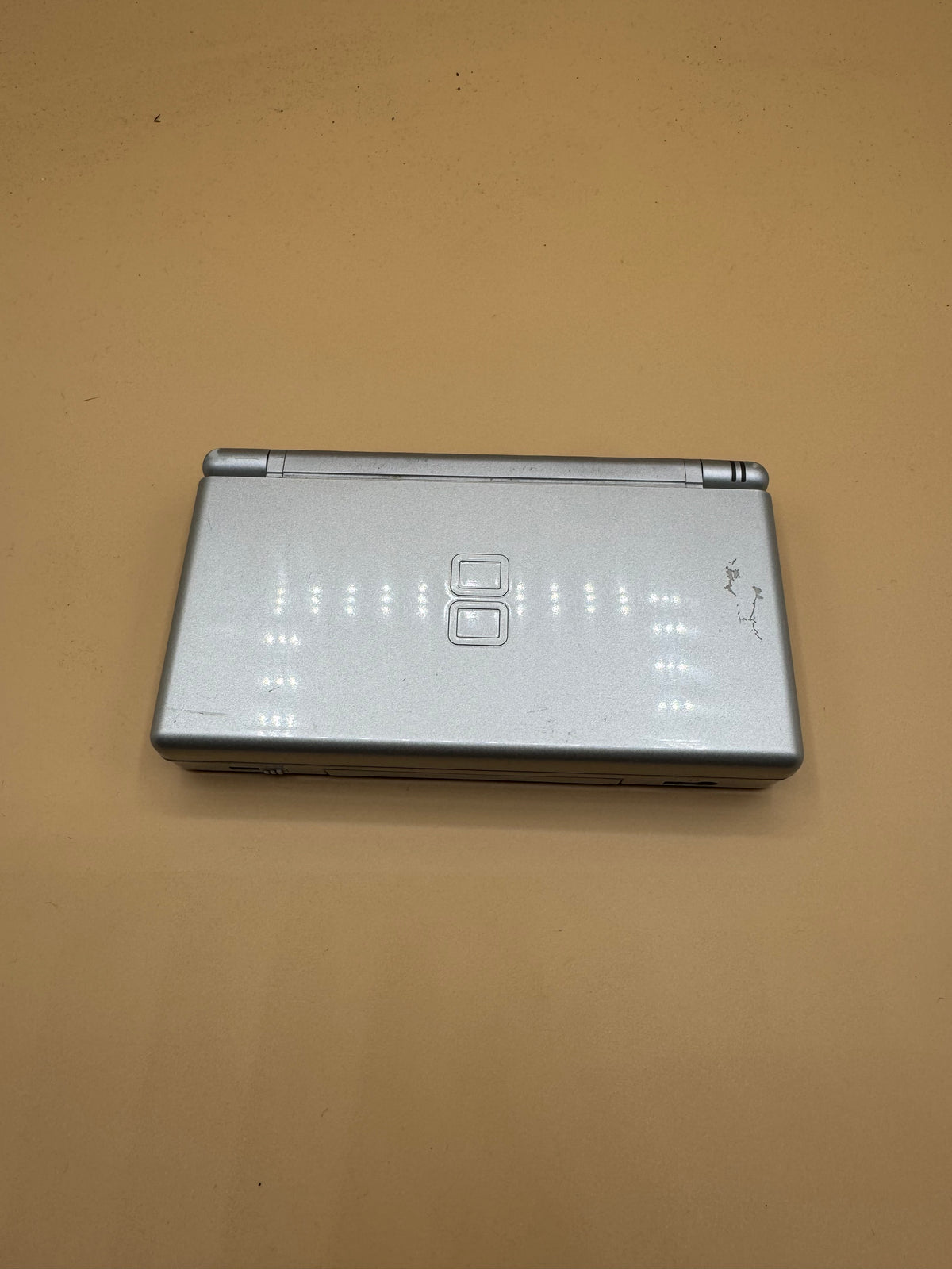Platinum/Silver Nintendo DS Lite