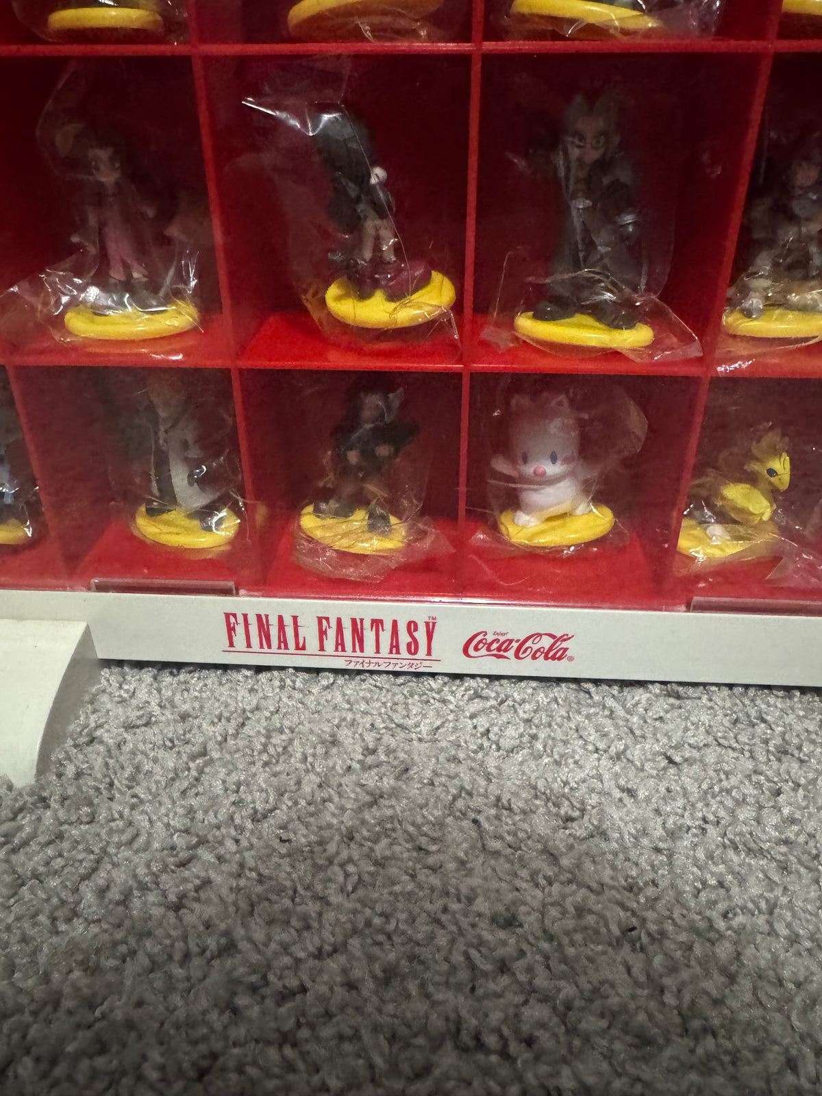 Final Fantasy X Coca-Cola Figurine Set (Japanese import)