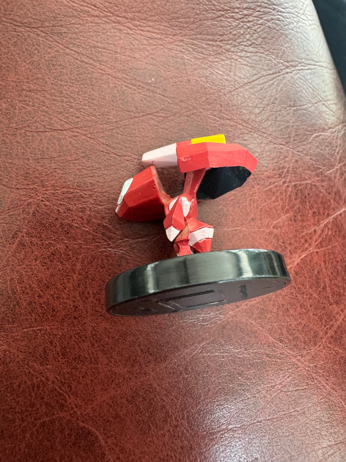 Shiny Genesect Pokémon Rumble U figure