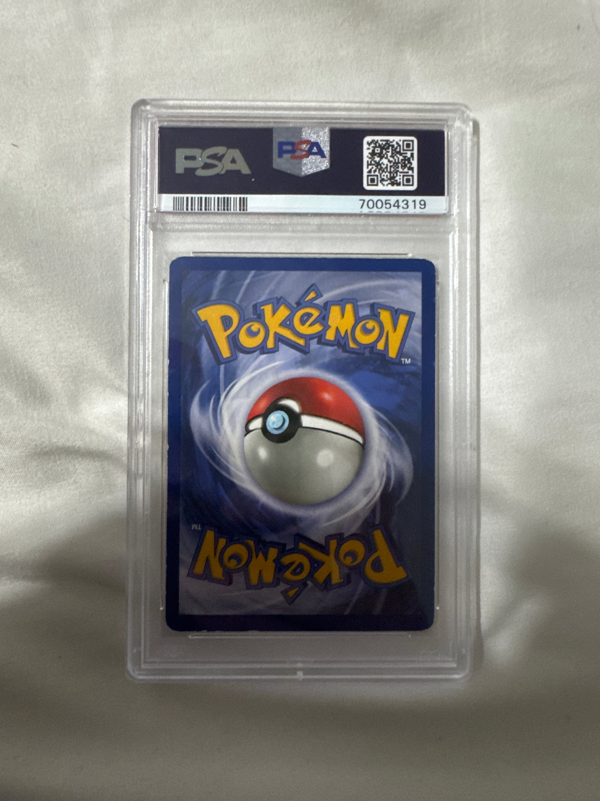 Pokémon TCG: 2000 Mewtwo Black Star Promo PSA 4