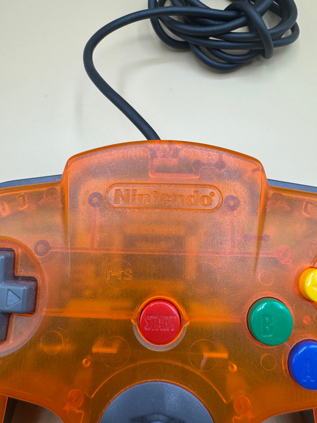 Daiei Hawk Limited Edition Nintendo 64 Controller (Japanese import)