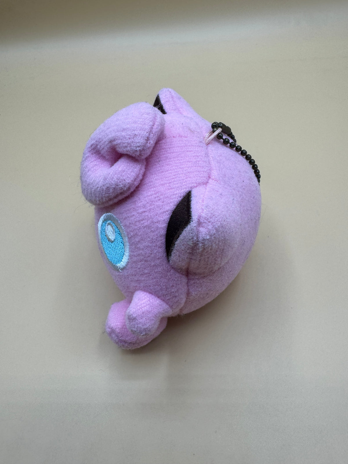 Pokémon Jigglypuff plush keychain hanger