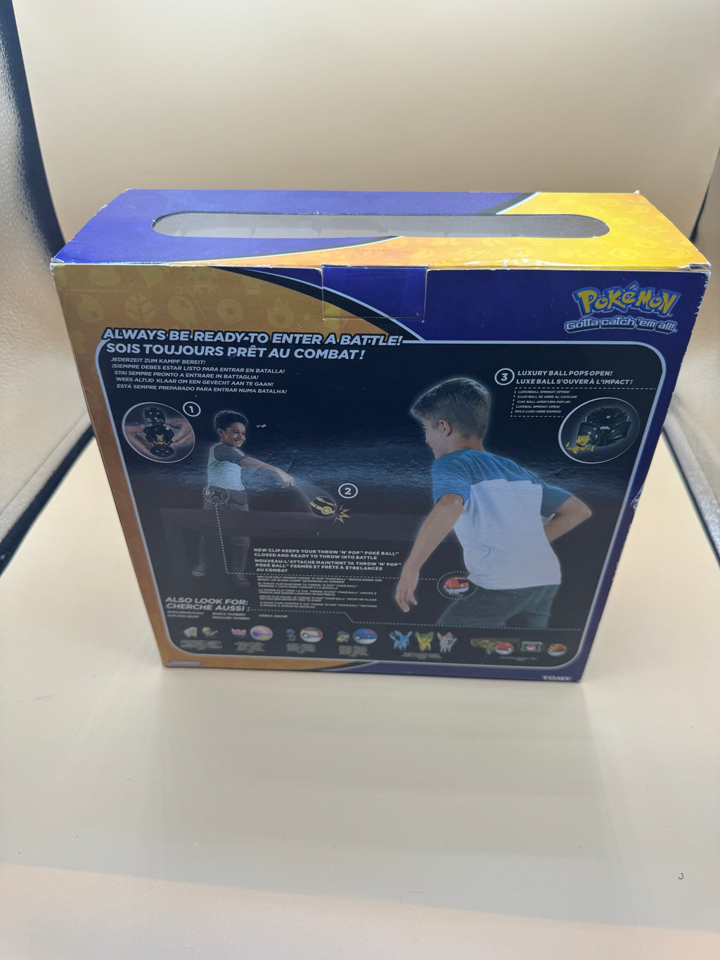 Ultimate Throw N Pop Pokeball Battle Set (Abra and Pikachu)