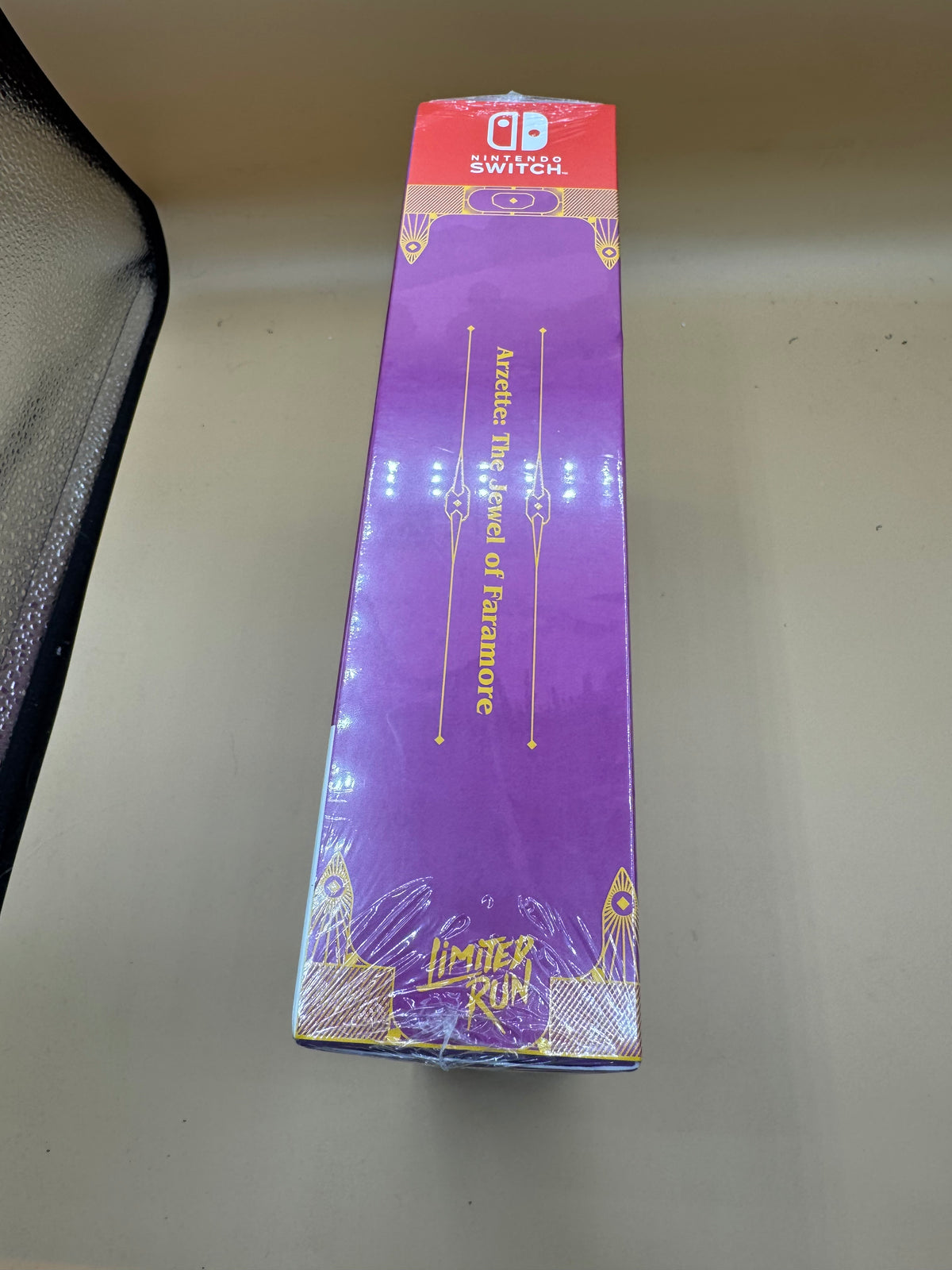 Arzette: The Jewel of Faramore Collector's Edition bundled with Faramore Fuchsia Controller (Brand new sealed)