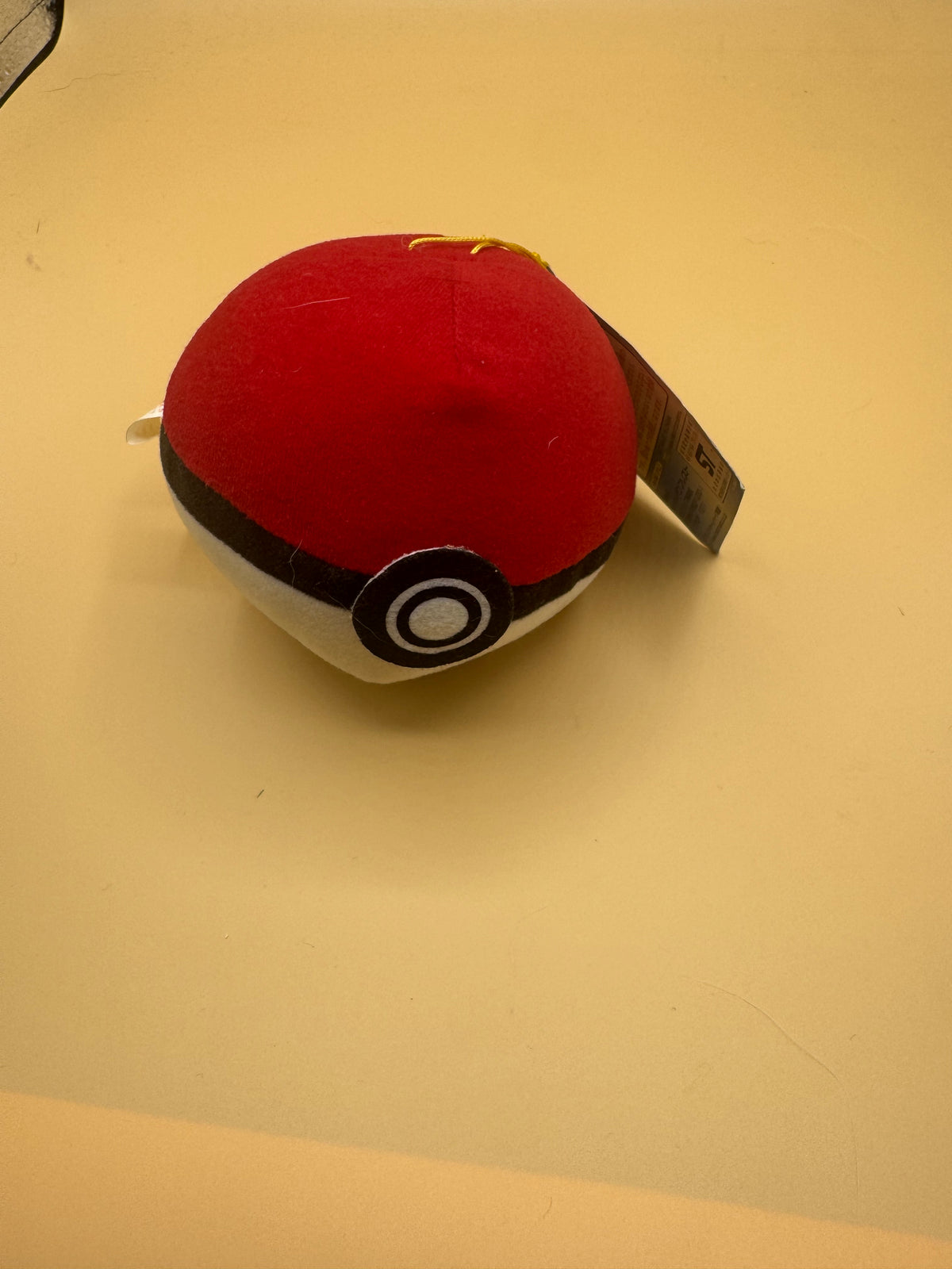 Vintage 1997/1998 Banpresto Volume 3 Poké Ball plush