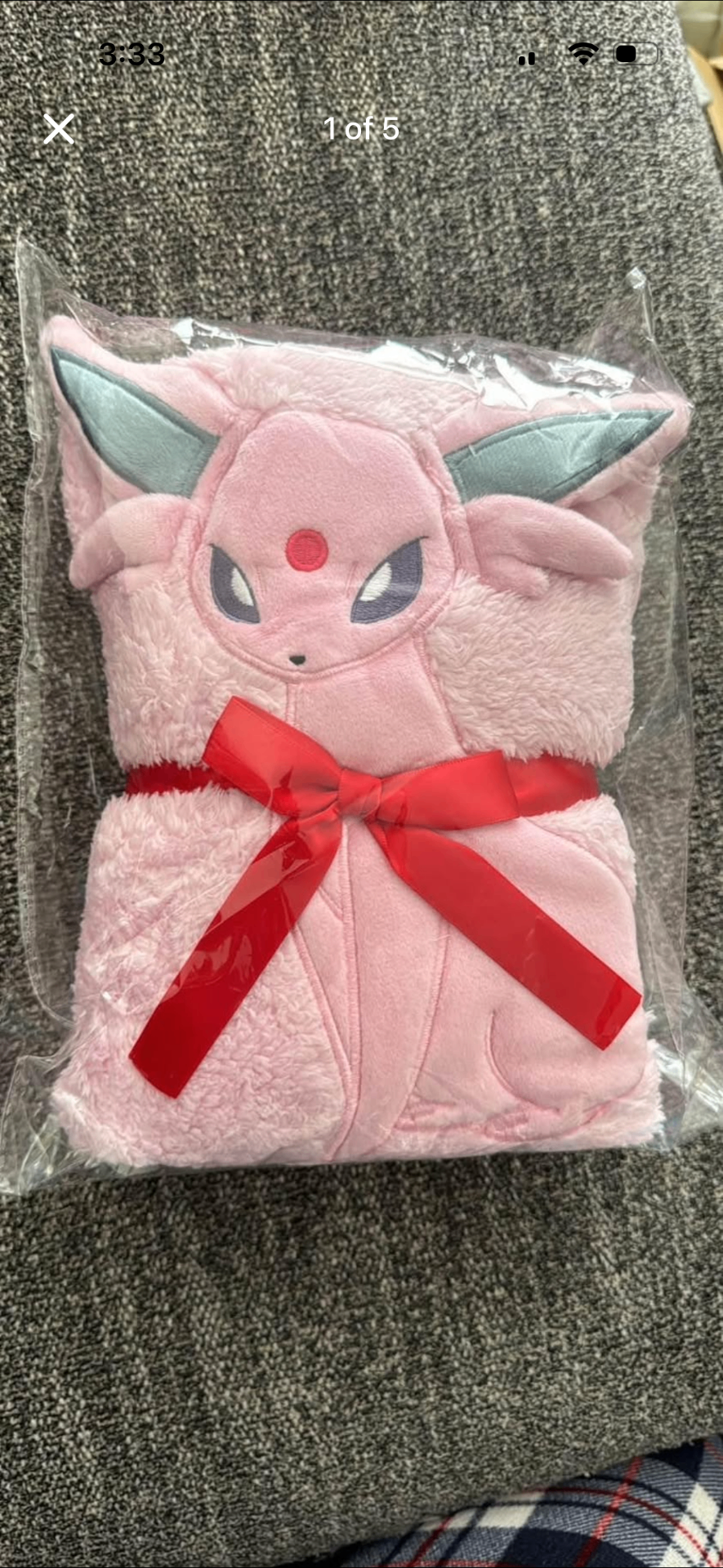 Pokémon Espeon Plushie Blanket - front