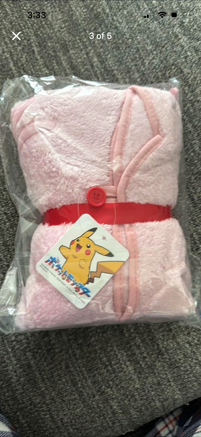 Pokémon Espeon Plushie Blanket - folded